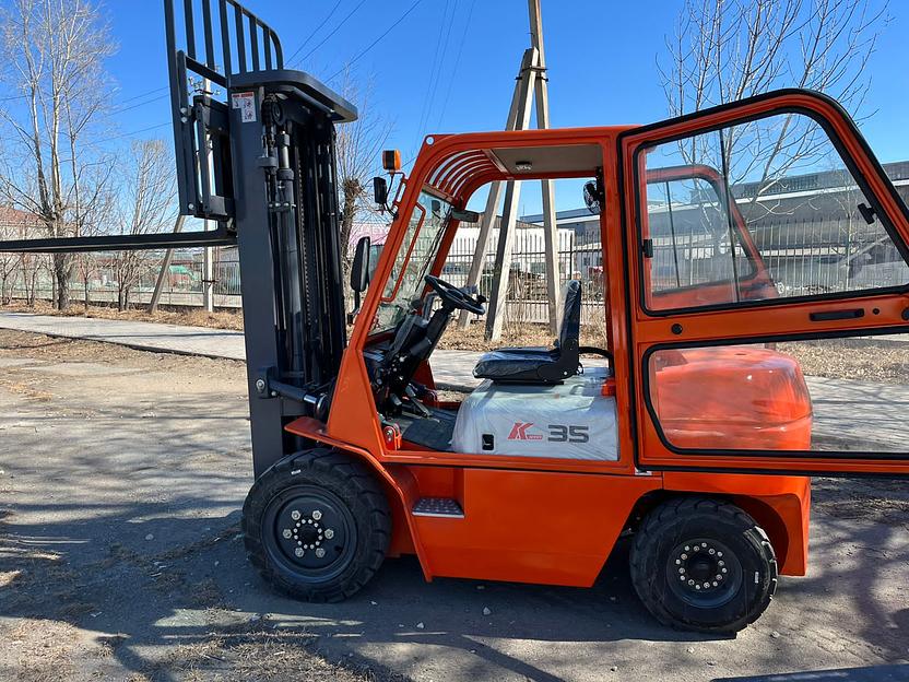 Фронтальный погрузчик «Heli CPCD35» 3,5т ОПТ фото 3