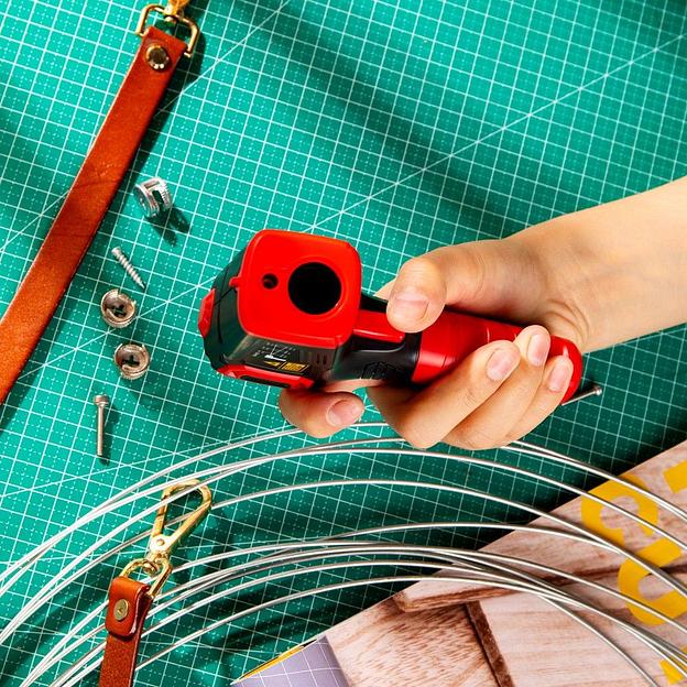 Инфракрасный пирометр (термометр) с цветным дисплеем Deli DL333550 -40…600°C фото 3