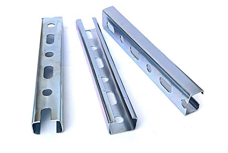 Траверса монтажная 20х30 - 3м оцинкованная 0,80 мм фото 1