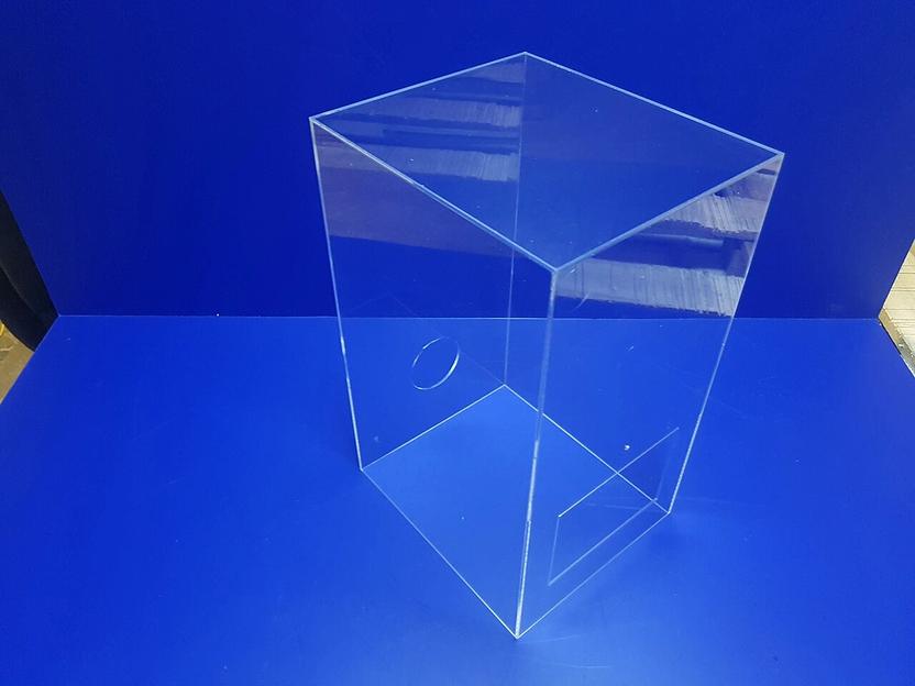Технический короб из оргстекла. фото 3