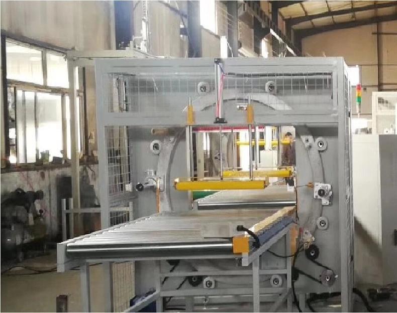 Горизонтальная упаковочная в стрейч пленку машина S1200 фото 1
