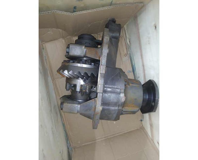 Редуктор переднего ведущего моста 6x6 Faw J6 i=5,921 2402010A820/C фото 1