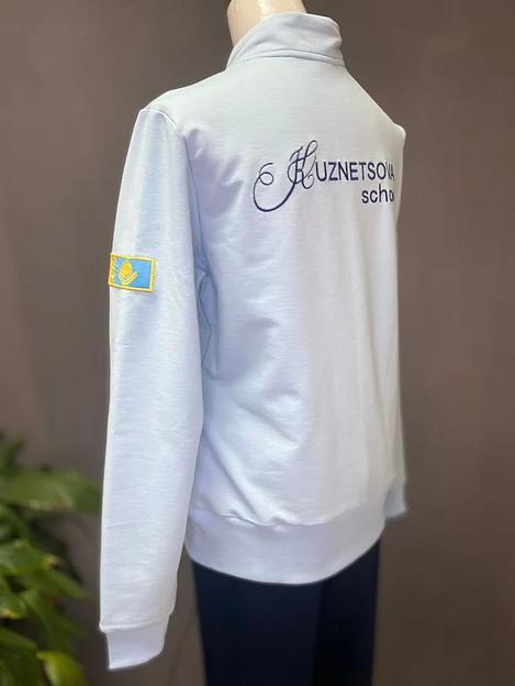 Пошив и изготовление спортивных женских костюмов фото 2