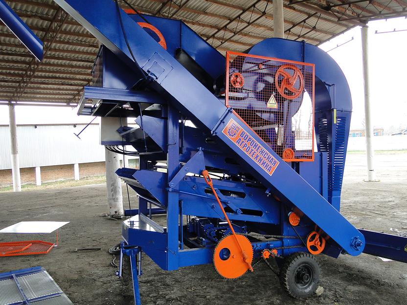 ОВС-25 Очиститель вороха самопередвижной фото 1