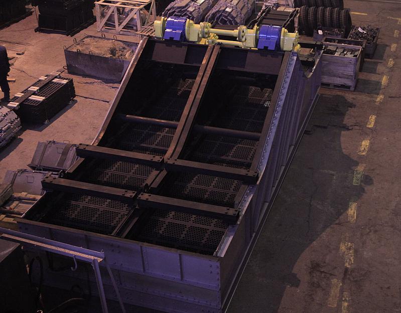 Грохот инерционный самобалансный ГИСЛ-82 фото 8