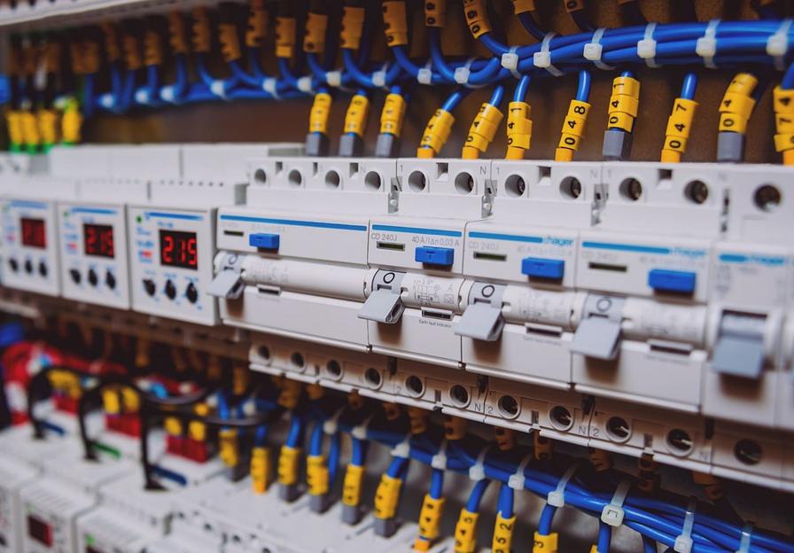 Электромонтажные работы фото 1