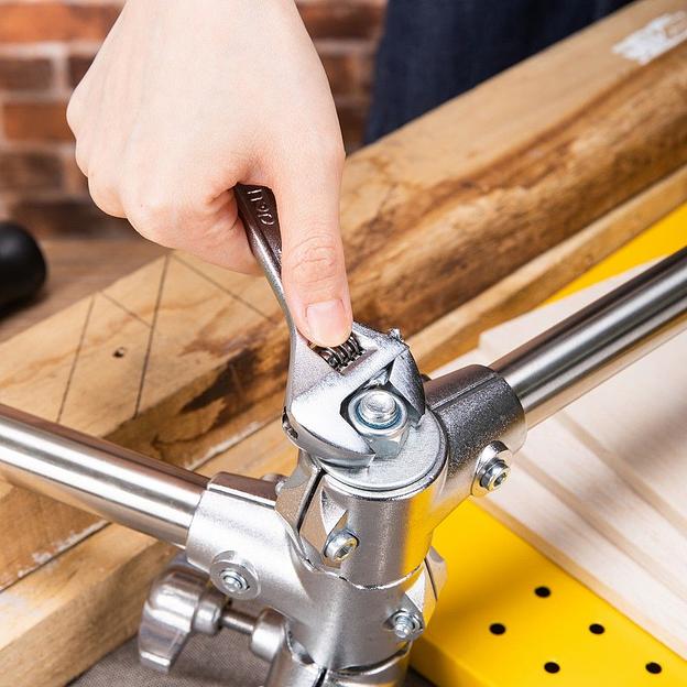 Ключи Deli Набор из 3-х разводных гаечных ключей Deli DL006A-3 (150/200/250 мм) фото 5