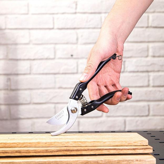 Секатор садовый Deli DL580200 длина 205мм, макс. диаметр резки 14мм, сталь 65MN фото 2