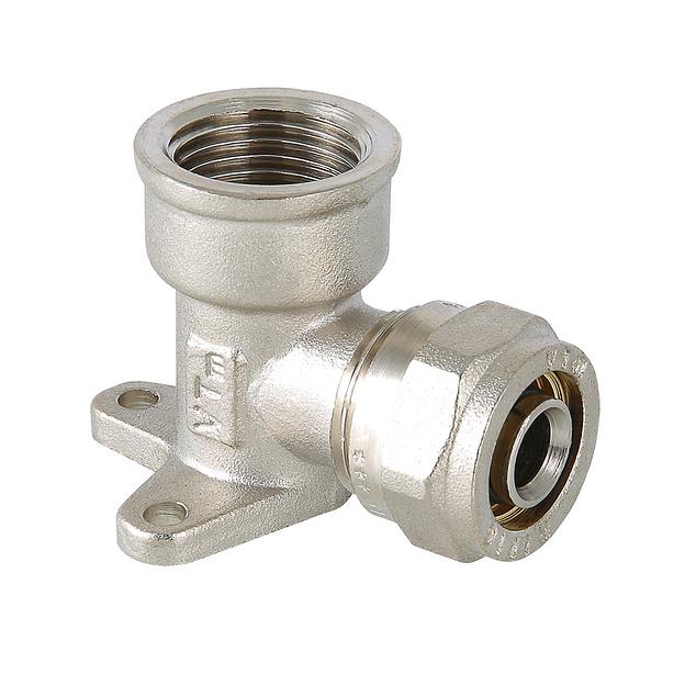 Обжимной фитинг-угольник с креплением и переходом на внутреннюю резьбу опт фото 1