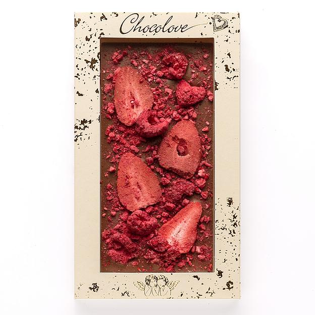 Молочный шоколад ручной работы Chocolove с клубникой и малиной фото 1