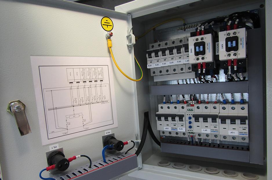 Автоматический ввод резерва АВР фото 1