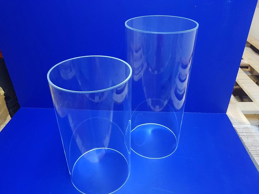 Труба из оргстекла с заглушкой. Цилиндр из оргстекла. Резка трубы из оргстекла. фото 3