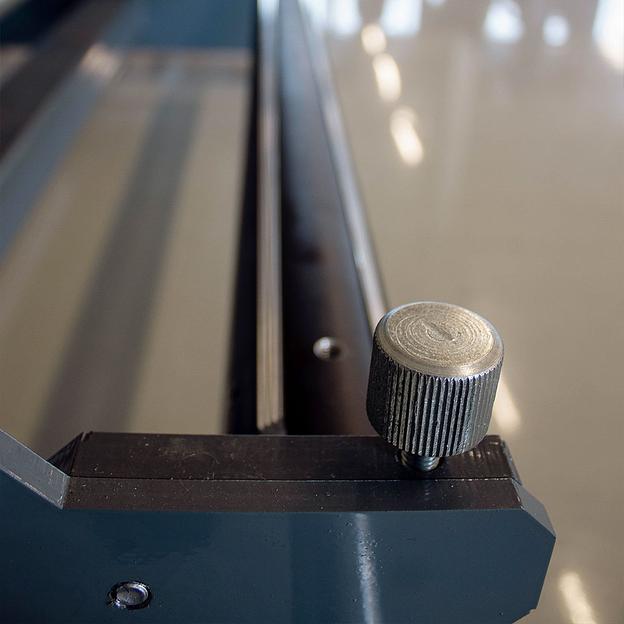 Станок для резки рулонных материалов с перемоткой 1400 фото 7