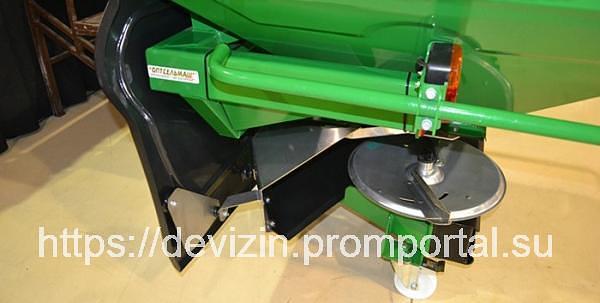 Разбрасыватель удобрений 900л Фермер навесной фото 2