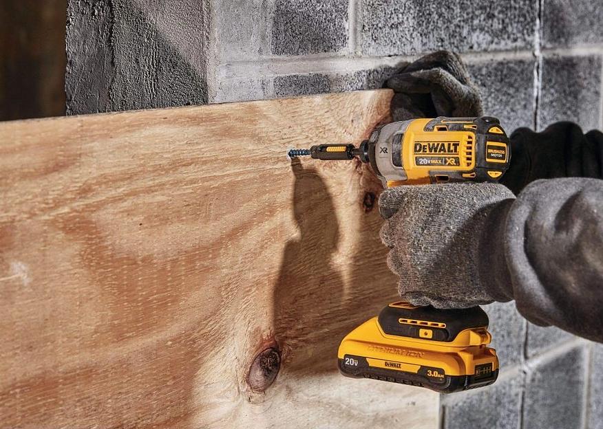 Дрель-шуруповерт DeWalt DCF887D2-QW 400Вт аккум. патрон:быстрозажимной фото 4