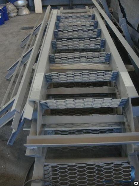 Ограждения лестниц ОЛХ боковых (серия 1.450.3-7.94) фото 1