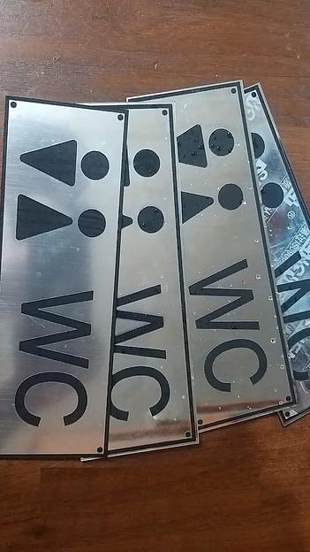 Изготовление таблички «Туалет» фото 4