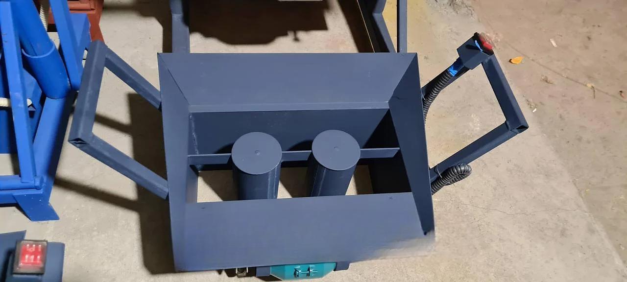 Станок для шлакоблоков и пескоблоков «Гном» круг фото 3