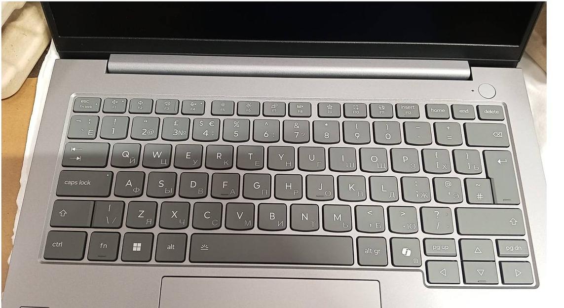 Ноутбук Lenovo ThinkBook 14 G8 IRL Intel Core 7 240H 2500MHz/14"/1920x1200/16GB/512GB SSD/Intel Graphics/Wi-Fi/Bluetooth/Без ОС (21SG002EUE) Grey фото 2