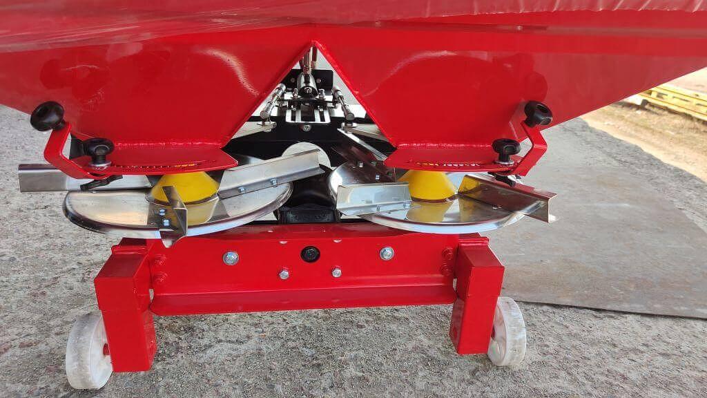 Разбрасыватель навесной AXN С-1000, раб ширина 18-24 м AXANO фото 2