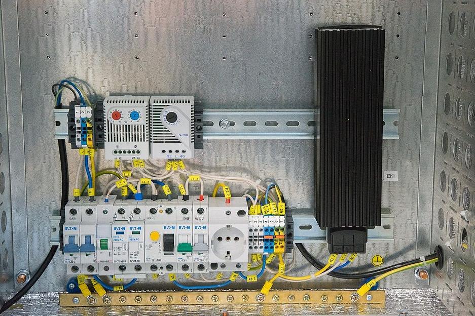 ЦМО Шкаф уличный всепогодный настенный укомплектованный 15U (Ш600 х Г500), комплектация T1-IP54 (ШТВ-Н-15.6.5-4ААА-Т1) фото 8