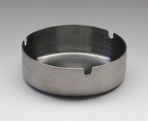 Пепельница d=100 мм. h=30 мм. нерж. /1/ фото 1