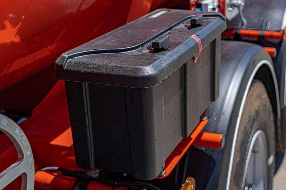 Нефтевоз 32 м³ без термоизоляции 914221-02 фото 8