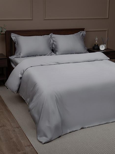 Семейный комплект постельного белья из тенселя «Серебро», Опт фото 1