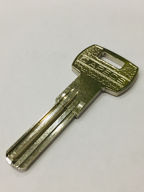 Заготовка ключа APECS-K-1 (Е-299) фото 1