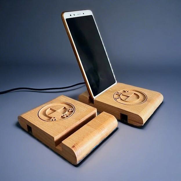 Изготовление подставок для телефона с логотипом, под заказ фото 1