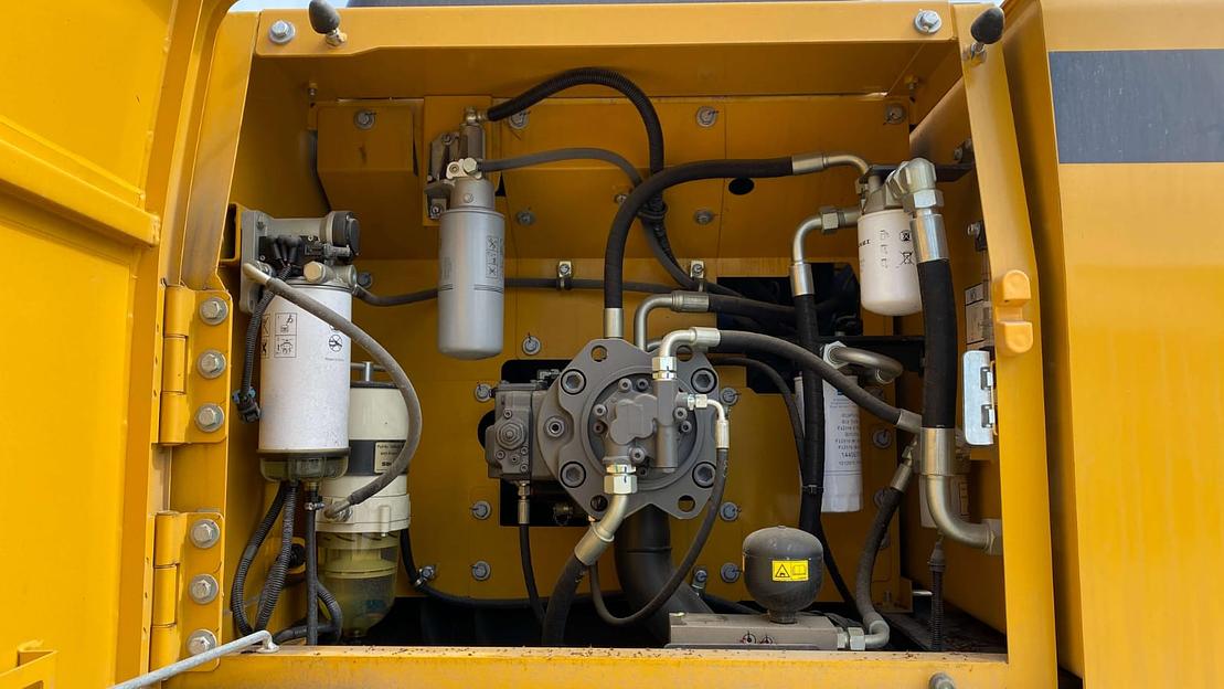 Экскаватор гусеничный SDLG E6210FLC фото 6