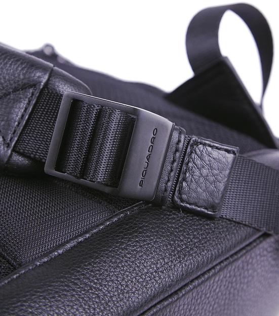 Рюкзак Piquadro Than CA6612S135/N роллтоп черный кожа фото 6