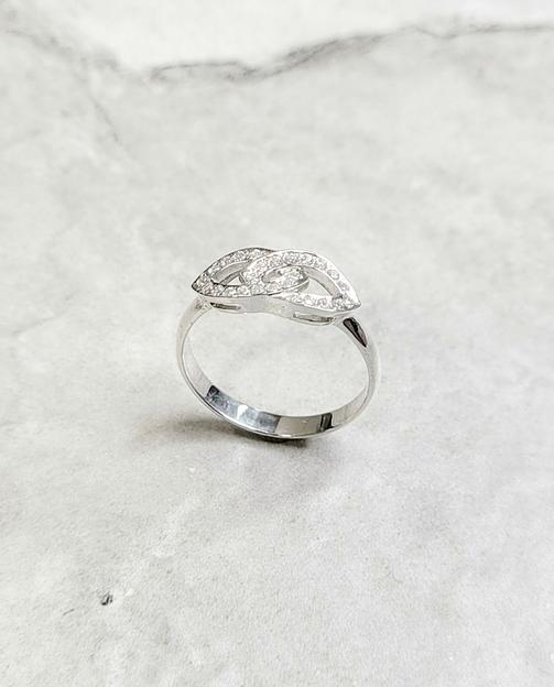 Серебряное кольцо с фианитами 925 фото 2