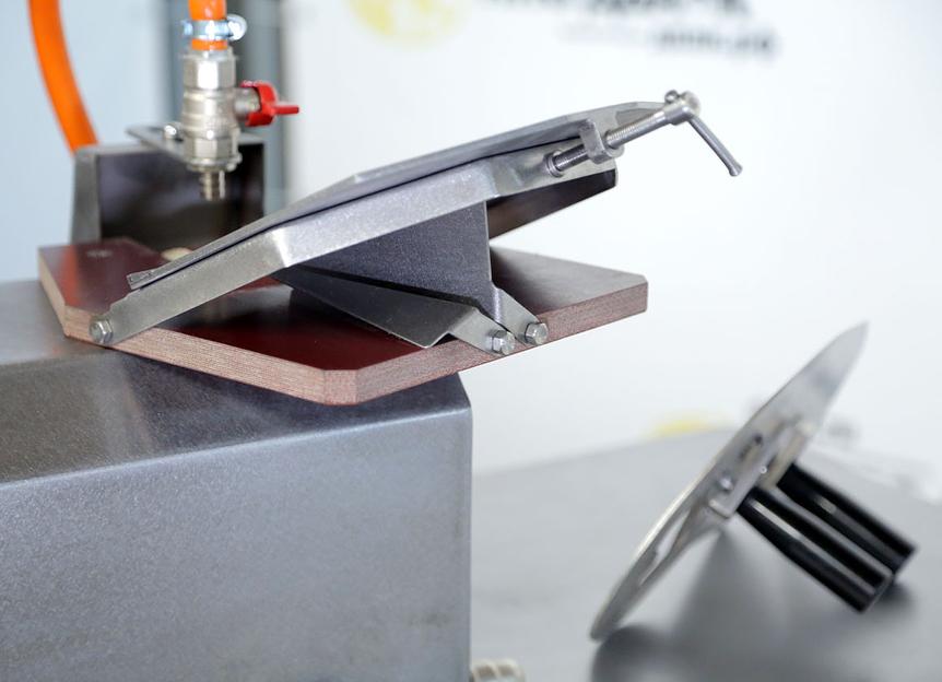 Заточной станок для куттерных ножей СЗК-04УСП полная комплектация фото 5