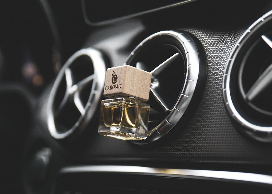 Ароматизатор в машину с двумя креплениями Caromic «Ягодная корзинка» 58 г ОПТ фото 4