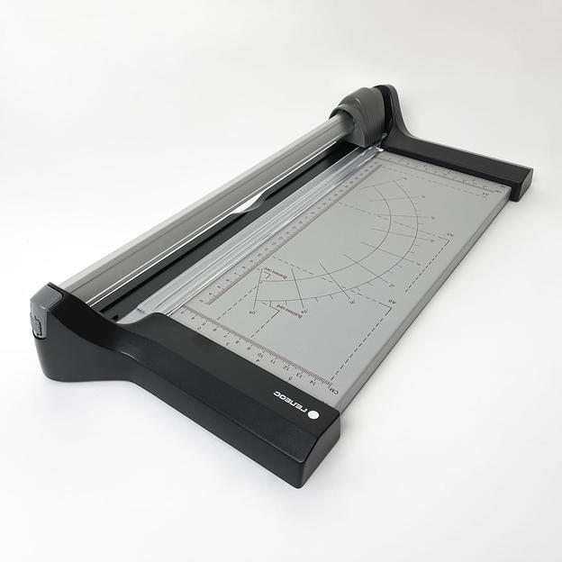 Резак дисковый Heleos РРA4-1 A4/13лист./330мм/ручн.прижим фото 2