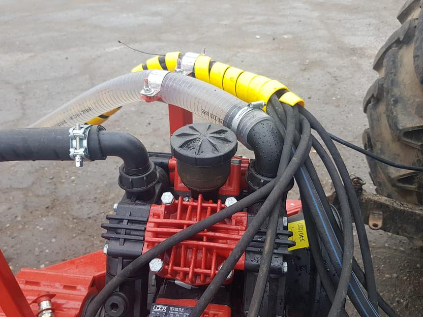 Опрыскиватель полевой прицепной Зубр серии «Grand Master» 3000 фото 8