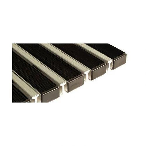 Придверная грязезащитная решётка «Сити Резина+Скребок» ОПТ фото 1