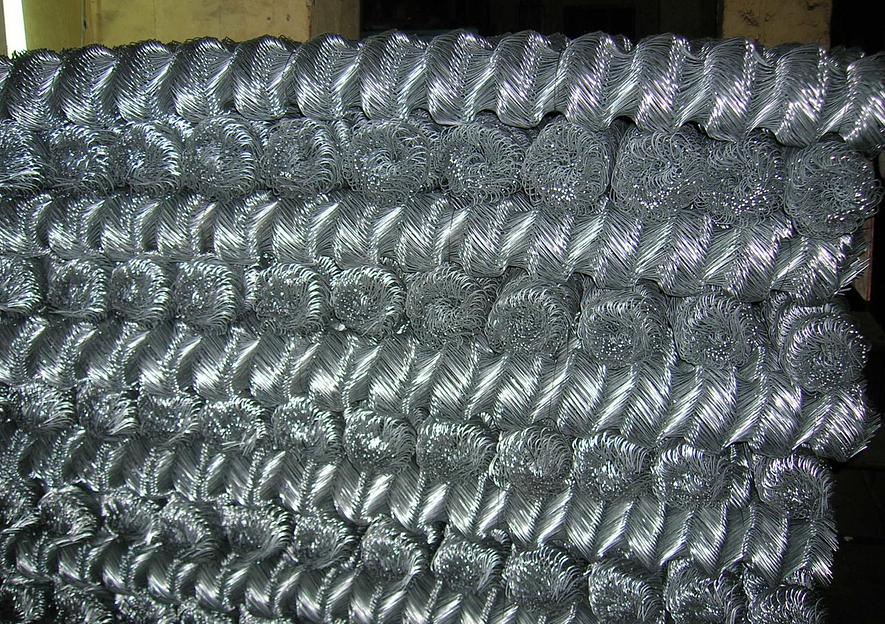 Сетка-рабица 75×75 1.5×10 м д 1.8 оцинкованная опт фото 1