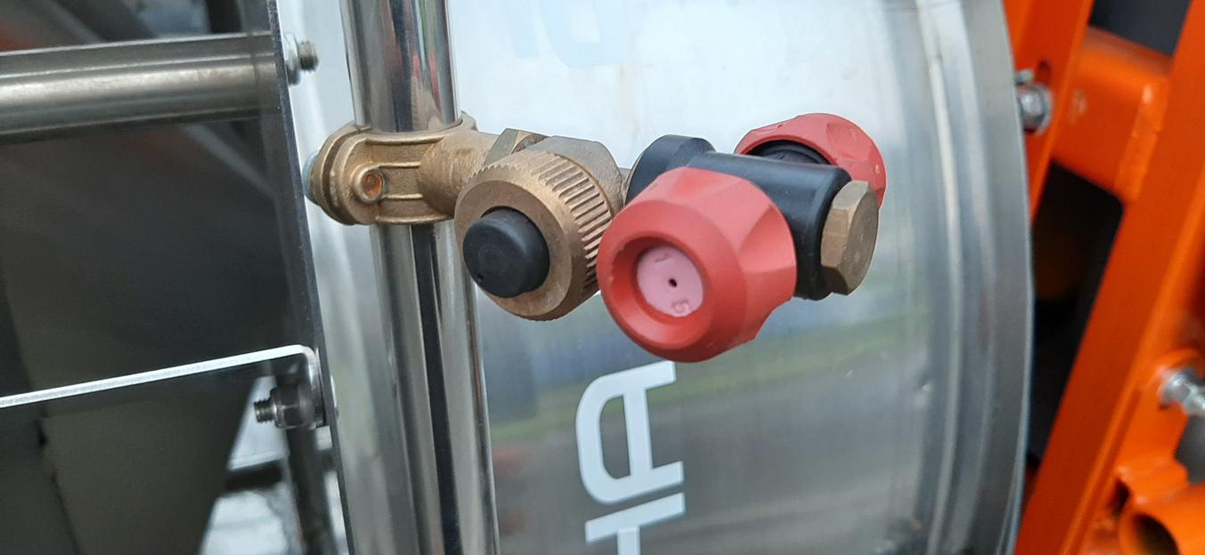 Опрыскиватель Зубр ПВ с двухвентиляторной приставкой Колонна 2.0 фото 6