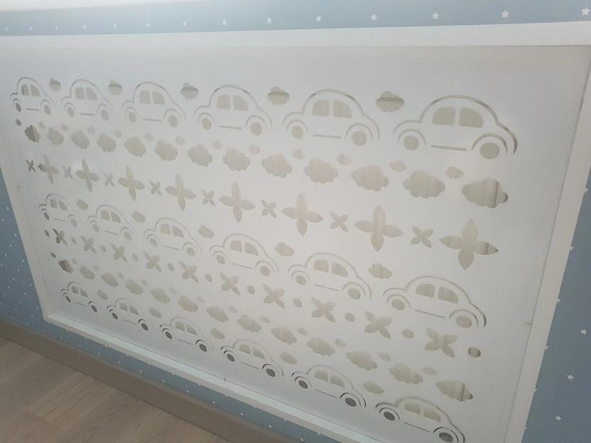 Экран радиатора (батареи) из оргстекла. фото 2