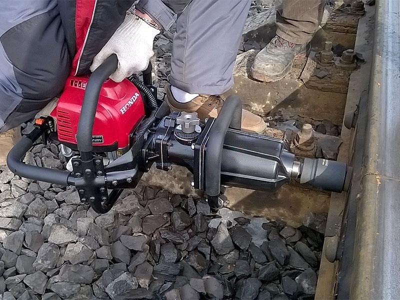 Бензогайковерт ударный путевой «Богатырь КШГ-42» фото 1