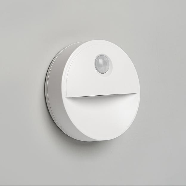 Светильник светодиодный 0.5w с датчиком движения круг белый фото 2