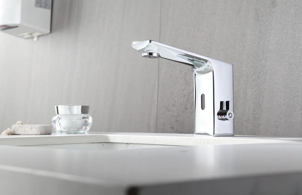 Сенсорный смеситель JSD-8907-1 (от сети 220 вт + 4 батареи) ОПТ фото 2