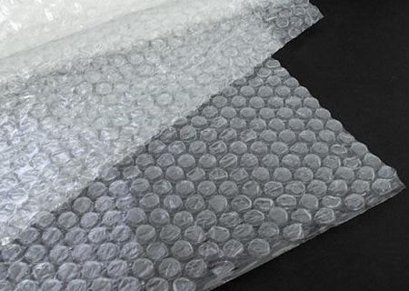 Пленка воздушо-пузырьковая 25х1,5 м, рулон фото 1