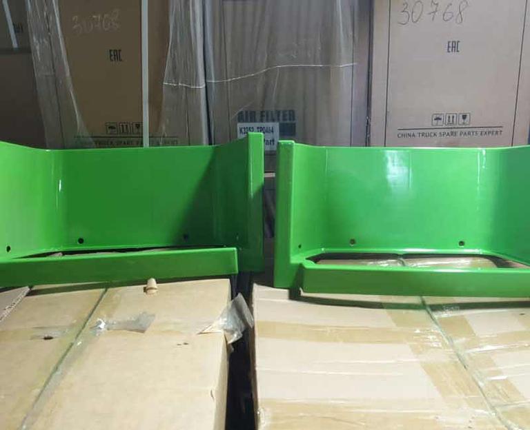 Корпус подножки правый Тягач SHACMAN X5000 рестайлинг (зеленый) DZ14251240068 фото 1