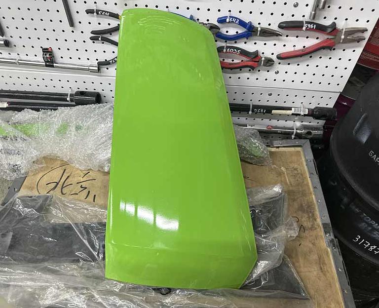 Обтекатель кабины внешний правый SHACMAN X5000 рестайлинг (зеленый) DZ14251110522 фото 1