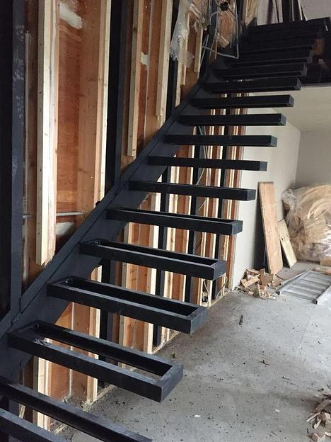 Лестницы на заказ фото 2