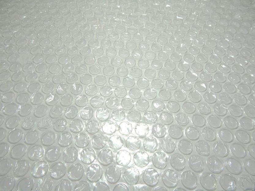 Пленка воздушно-пузырьковая 1,5м*2/55мкм первичное сырье (рулон 100 м.п.) фото 1