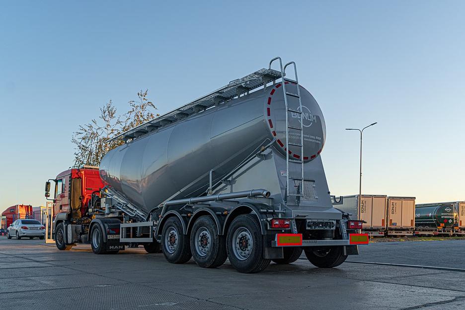 Цементовоз 28 м³ 914230 фото 1